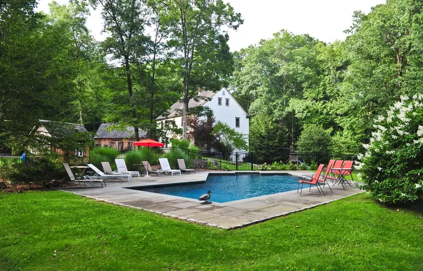 100% ROXBURY! (Zoom in Map ++) Piscine PoshPadsCT \"SENTRY HILL\" à la menthe 6BR, 4 cheminées - Image 1