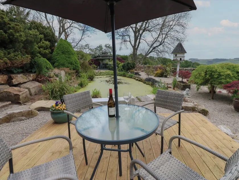 Pagecroft Cottage - Image 1
