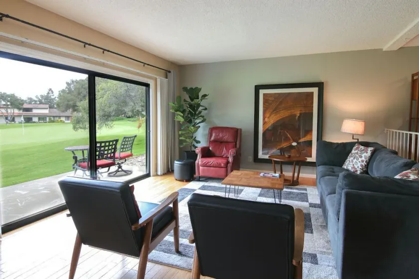 Spacious three bedroom Vandenberg Village condo in Santa Barbara's wine country - Image 1