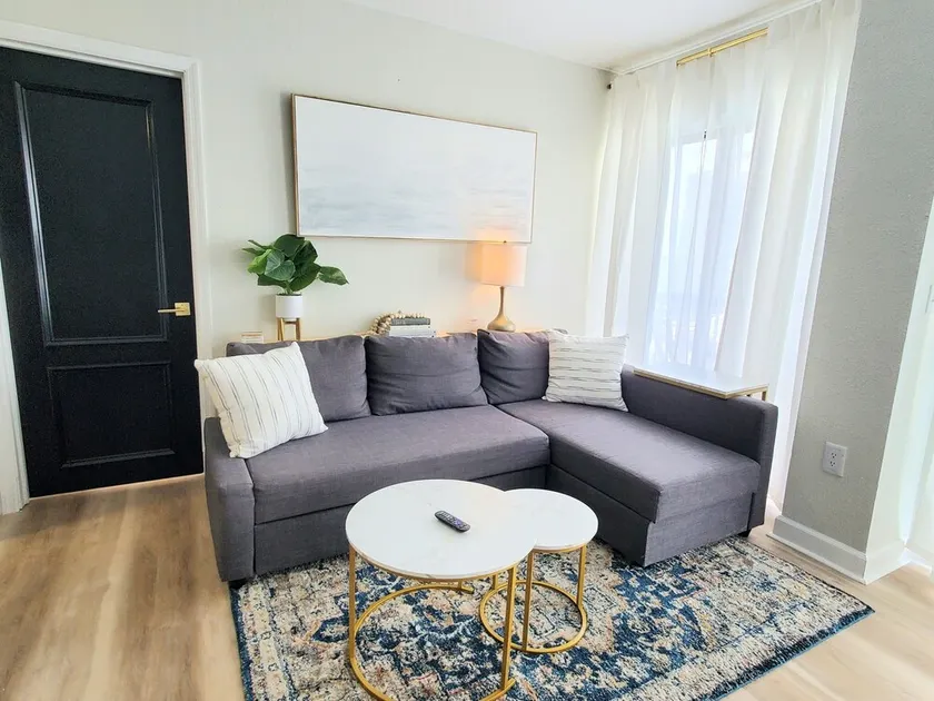 2 BD/2 BA minutes from Universal Studios & Epic Universe  - Image 1