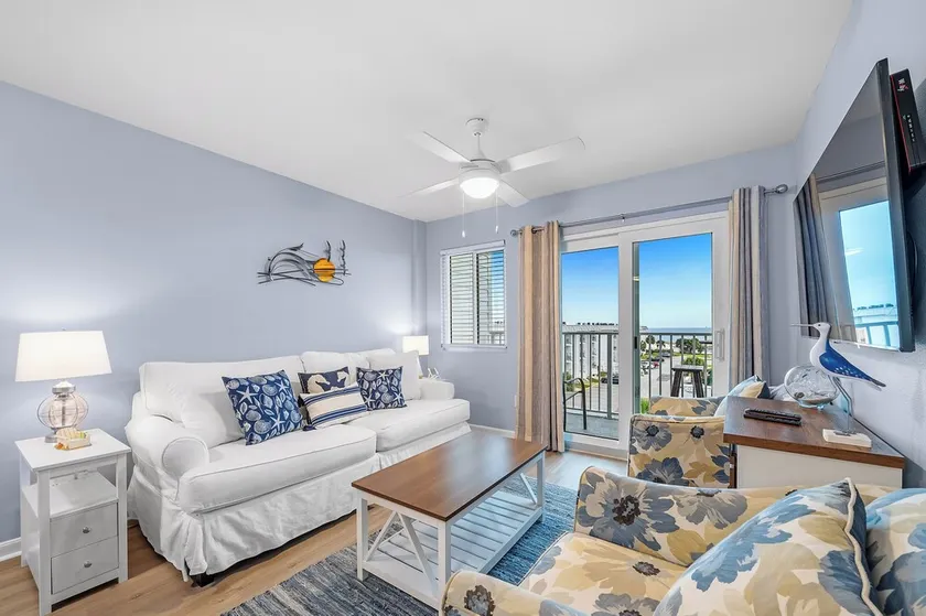 Ocean view condo steps from the Beach! - Image 1