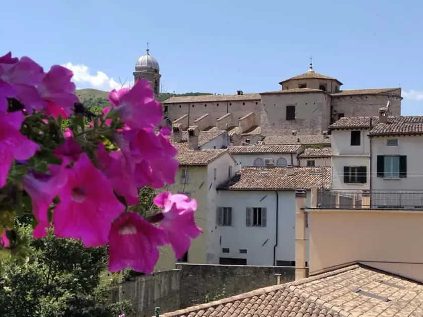 Camera con Vista - Image 1