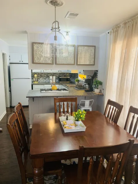 Cozy home away from home! - Image 1