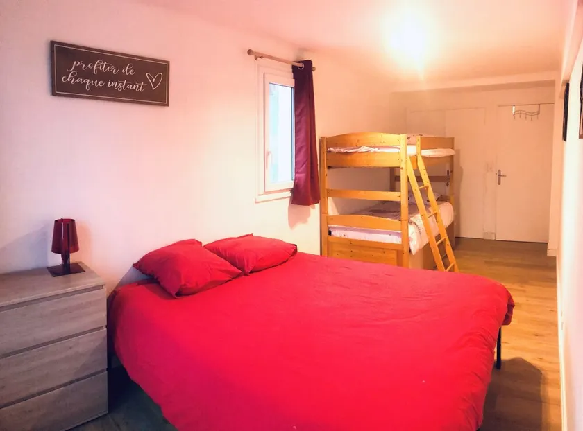 Large 2-room apartment at the foot of the slopes - Image 1