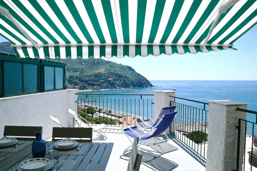 LA LETIZIA HAUS - La Terrazza Sul Mare-Haus mit einem herrlichen Blick auf den Golf - Image 1