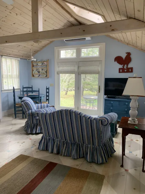 Adorable casa en la histórica Ruta 6A de Cape Cod - Image 1