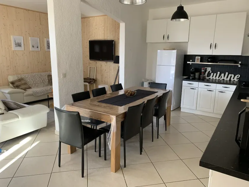 Large T5 mountain view apartment at the foot of the slopes - Image 1