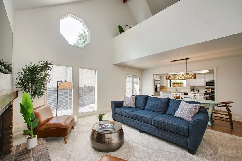Come stay at the Elm Grove Elegance Irene! - Image 1