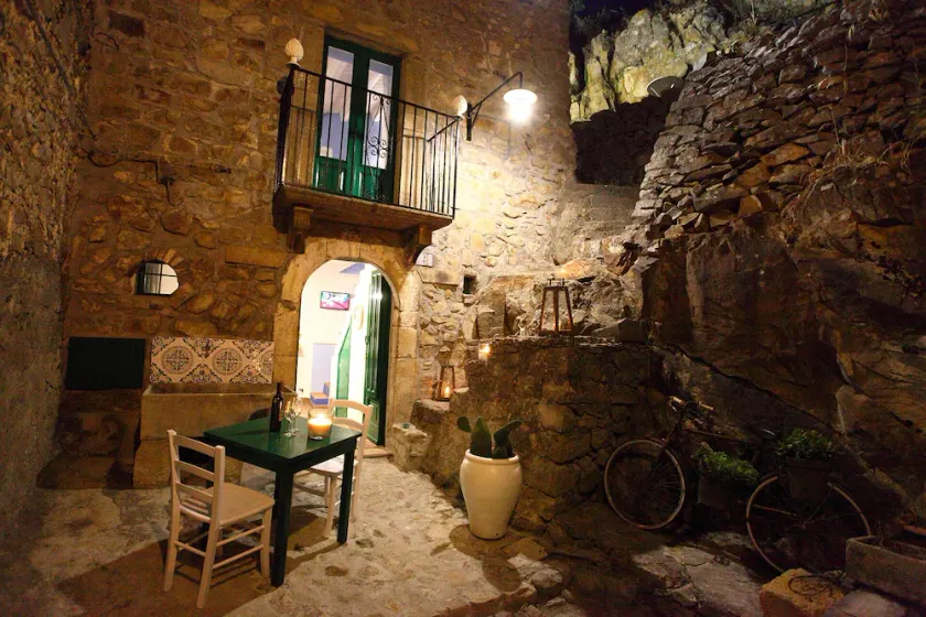 Maison à la montagne à 20 minutes de la mer - Image 1