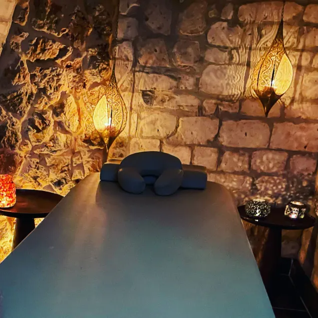 bed & Breakfast - Image 1