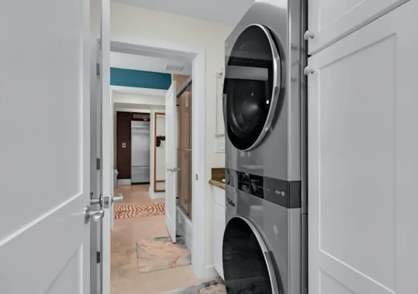 VRNR Luxury Collection Mariners Club 316, Private Gym, Pool Tbl, Boat Slip Avail - Image 1