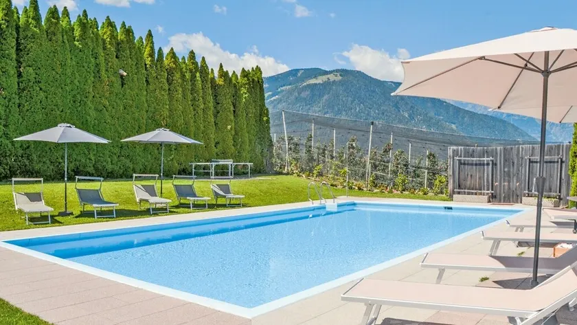 Appartamento 'Residence Sonnegg 3' con vista sulle montagne, piscina in comune e Wi-Fi - Image 1