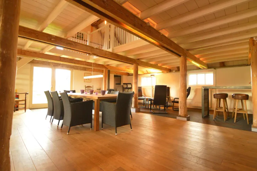 Farmhouse in Dalfsen near Forest Trails - Image 1