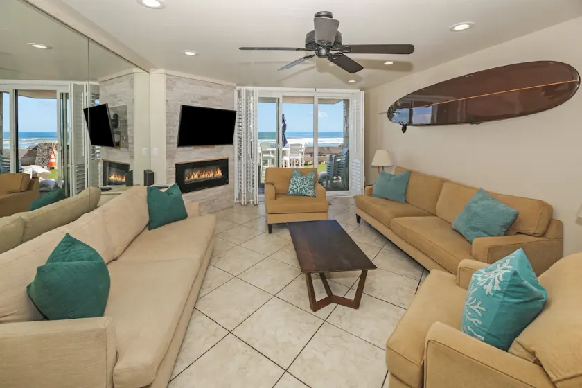20% de Rabais sur les Ouvertures du Mois D'août! Direct Condo D19 Beachfront Luxe, Beaucoup D'extras! - Image 1