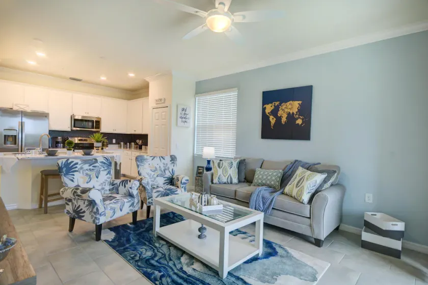 Tropical Breeze - Impressive 2/bed, 2/bath condo in beautiful Lakewood National - Image 1