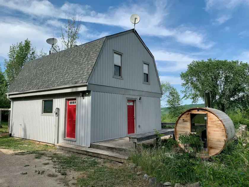 Beaver Valley Modern Farmhouse - Image 1