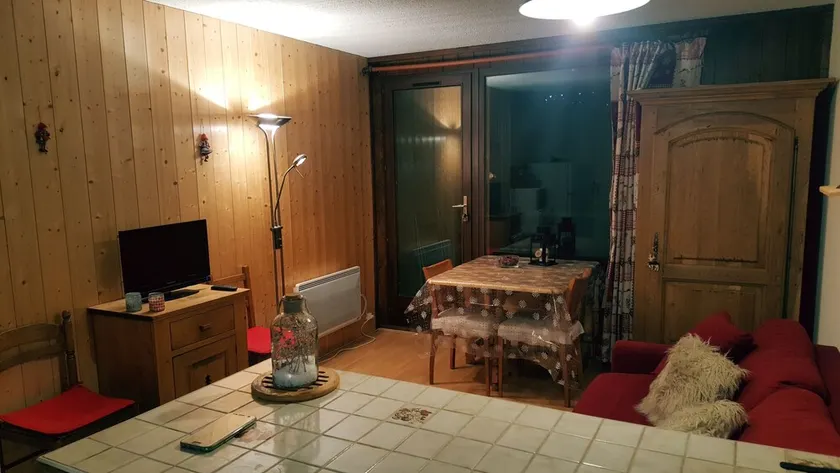 Stor studiohytte med storslået udsigt over bjergene - Image 1