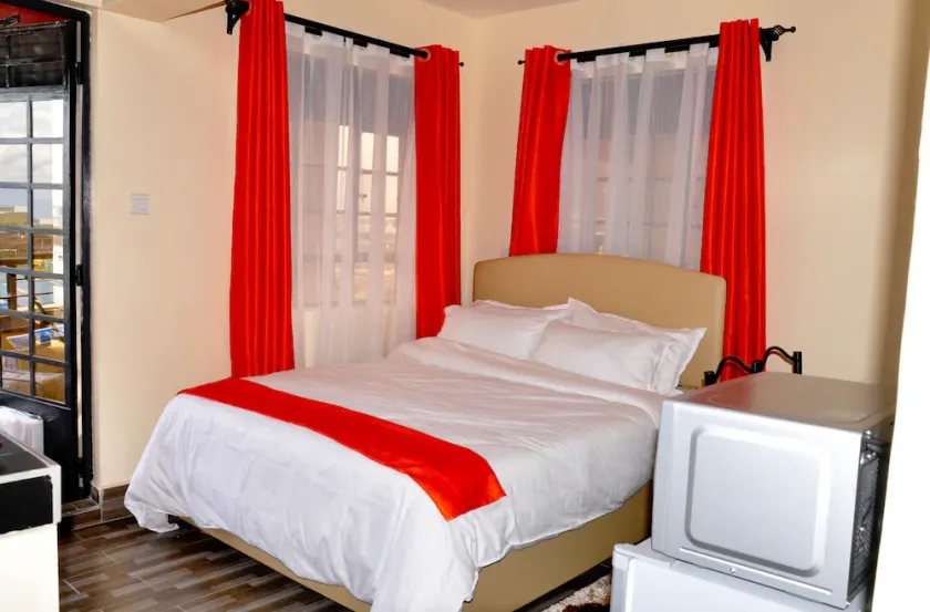 Glampearl Homes is a studio apartment, 18 mins away from international airport - Image 1