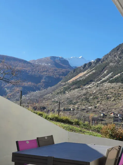 Rental with beautiful terrace for 5 people, baby equipment available - Image 1