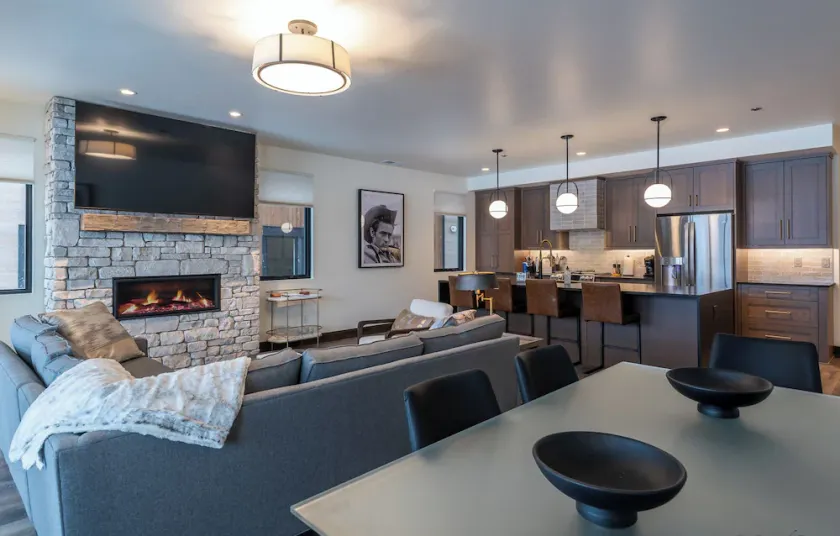 Brand New Luxury Condo Heart of Whitefish Minutes to Everything! - Image 1