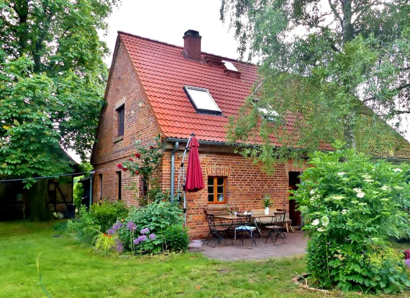 Cozy ****vacation home close to a beautiful nature reserve in ideal tranquility - Image 1