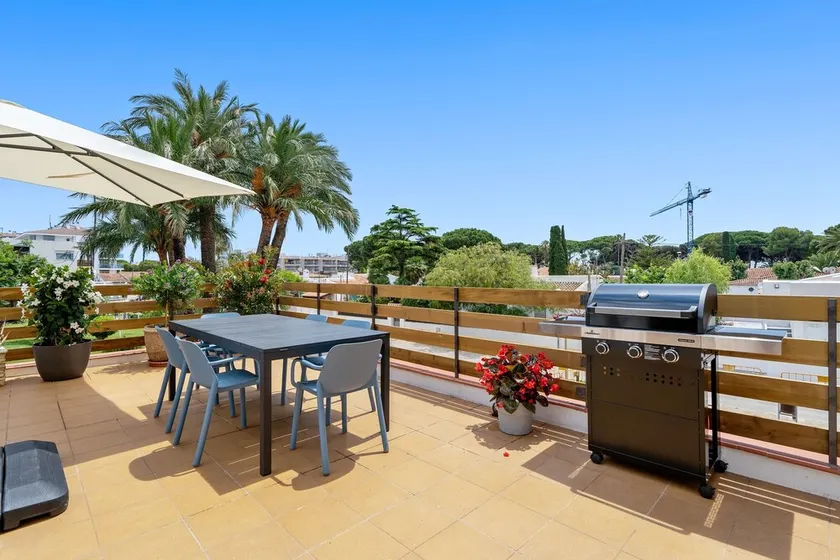 Appartement neuf \"La Terrassa\" avec vue sur la mer, grande terrasse et Wi-Fi - Image 1