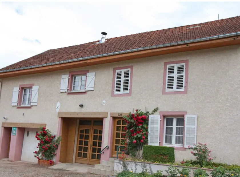 Spacious Split-Level Cottage with Terrace near Saint-Dié - Sleeps 5 - Image 1