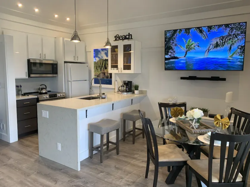 POIPU PENTHOUSE 218, BEACHFRONT IMMOBILIEN, KILLER OCEAN VIEW. - Image 1