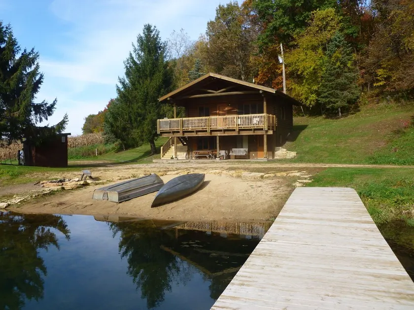 Cabin på søen er din egen Hideaway på en privat 10 Acre Lake - Image 1