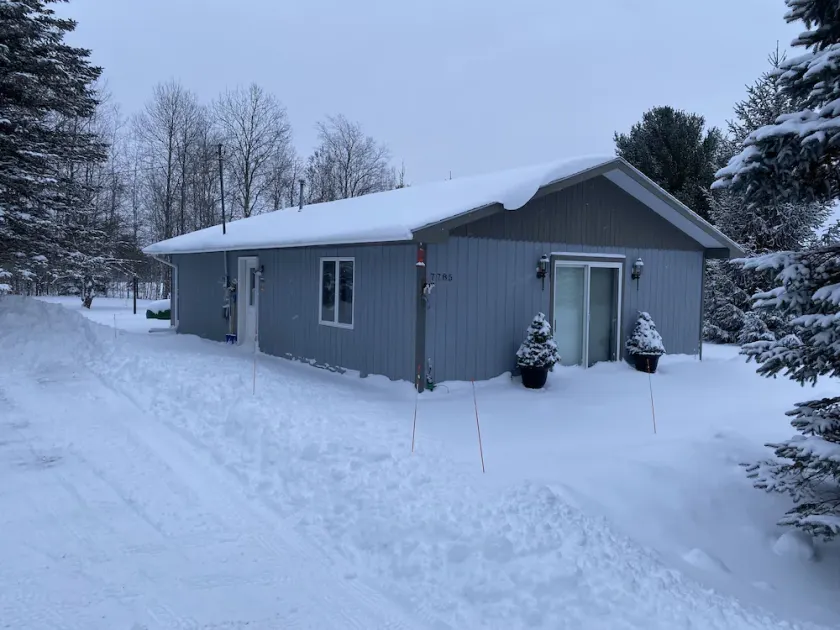 Up North getaway perfect  location for outdoor enthusiasts!  - Image 1