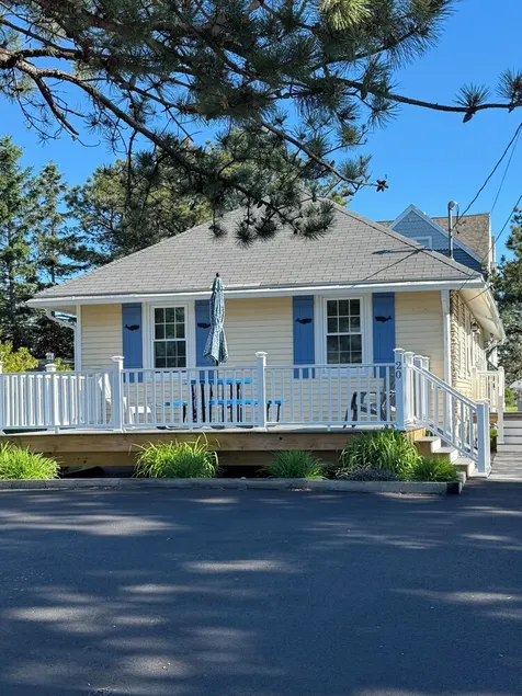 Charmig Ocean View Cottage - 2: a huset tillbaka från Ferry Beach! - Image 1