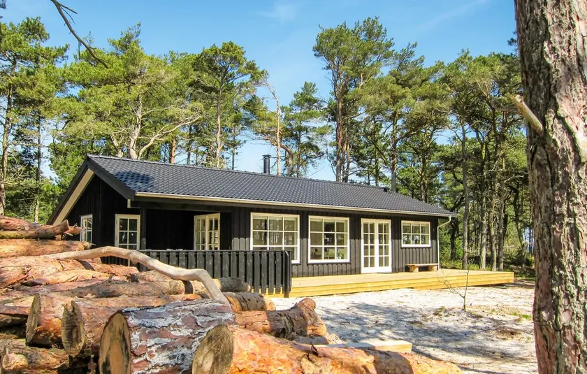 Stunning Home In Nexø With Kitchen - Image 1