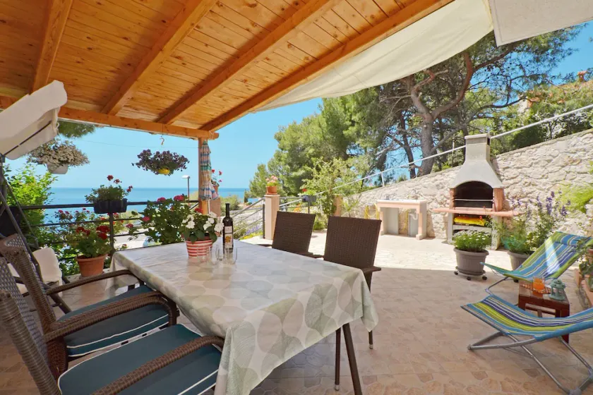 Bilo 1 in Primosten, only 30m from the beach - Image 1