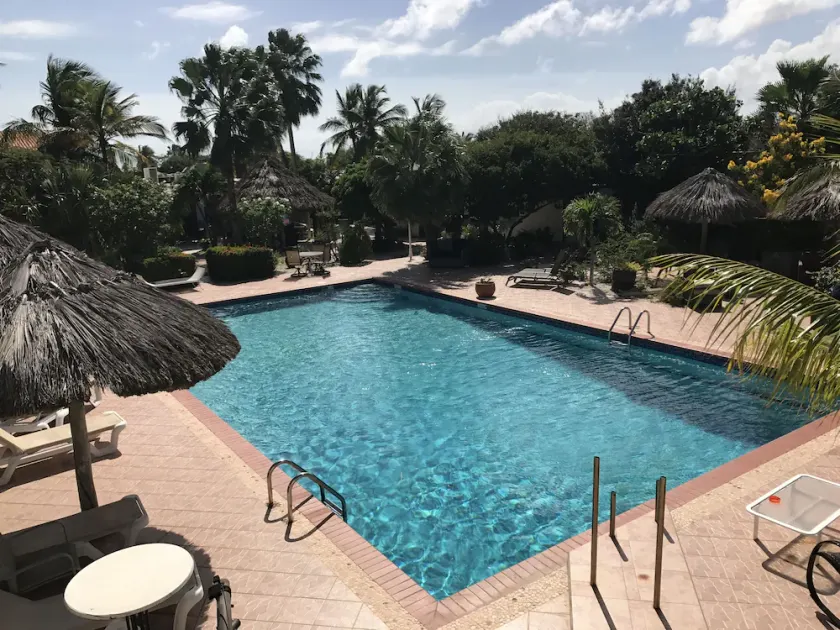 Savaneta Deluxe Suite - Image 1