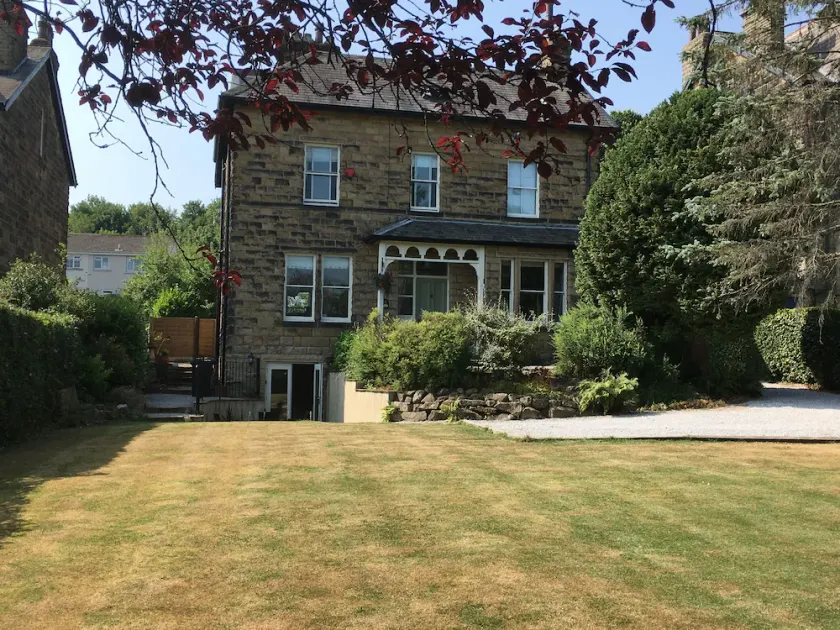 Charmant appartement indépendant avec une promenade facile dans le centre-ville d'Ilkley - Image 1