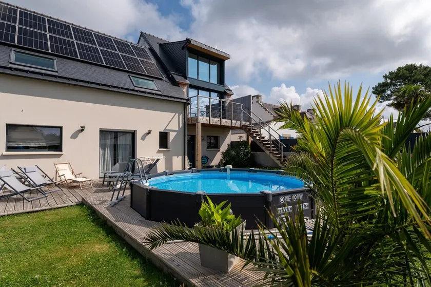 Holiday Home 'Villa Clémarine' with Private Pool, Private Terrace and Wi-Fi - Image 1