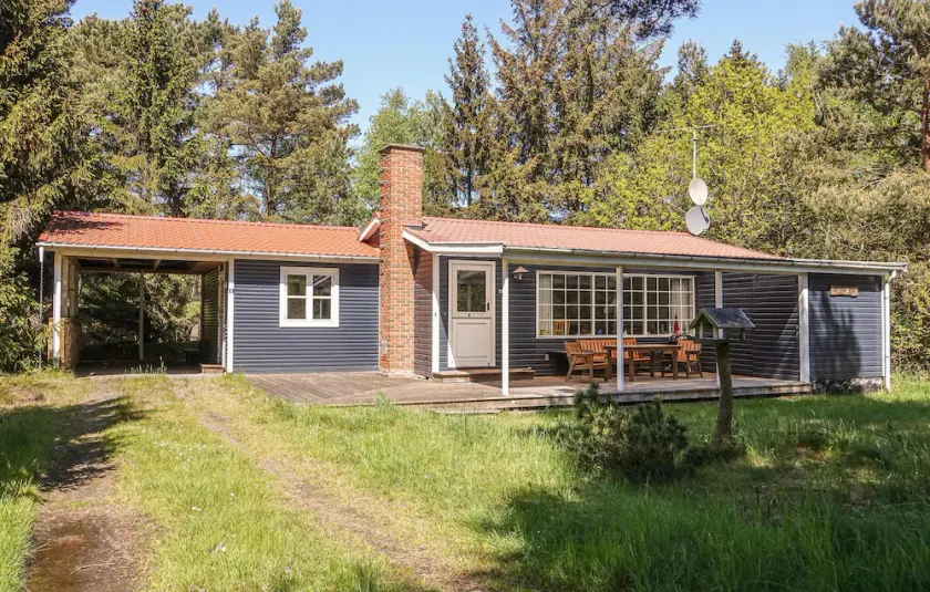 4 Bedroom Lovely Home In Nexø - Image 1