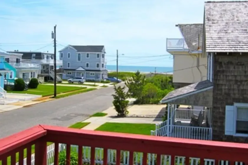 Strathmere Beach Block Rental.Pet Friendly! Contact owner for details on pets. - Image 1