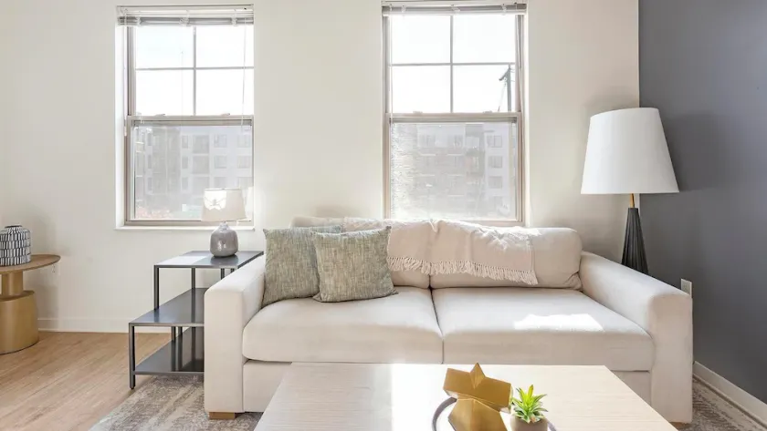 Landing | Chic 1BD, Gym - Image 1