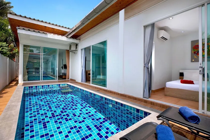 Tropical Living in Modern Villa Lancelot - Image 1
