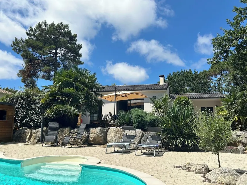 Ny og moderne bungalow, 3 soveværelser med plads til 7 gæster - Image 1