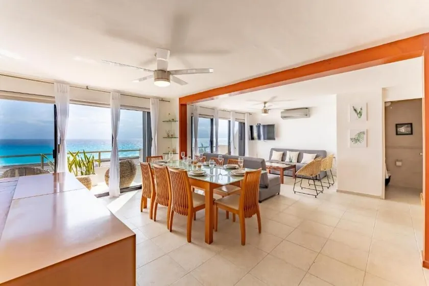 Amazing Caribbean ocean view 4br. right on the beach - Image 1