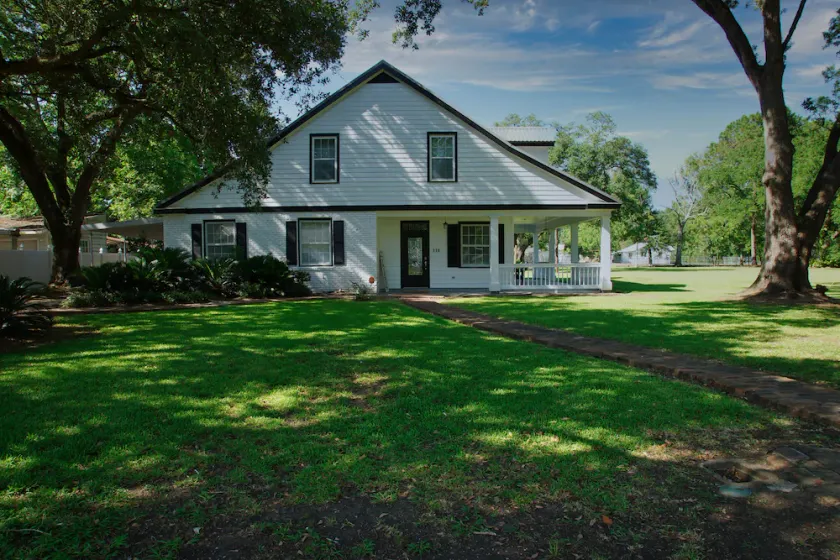 Country living in Saint Martinville one of the Richest cultures of SW Louisiana - Image 1