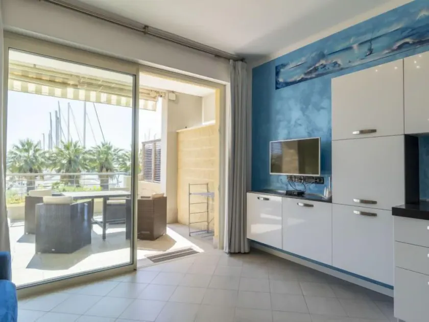 Apartment Blue Moon by Interhome - Image 1