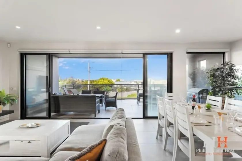 Luxurious Home Close to The Beach - Image 1