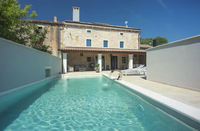 Casa Evina - Image 1