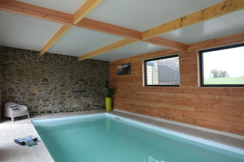 Piscine RIEN QUE POUR VOUS, couverte, chauffée, 6 pers proche  St Malo  BRETAGNE - Image 1