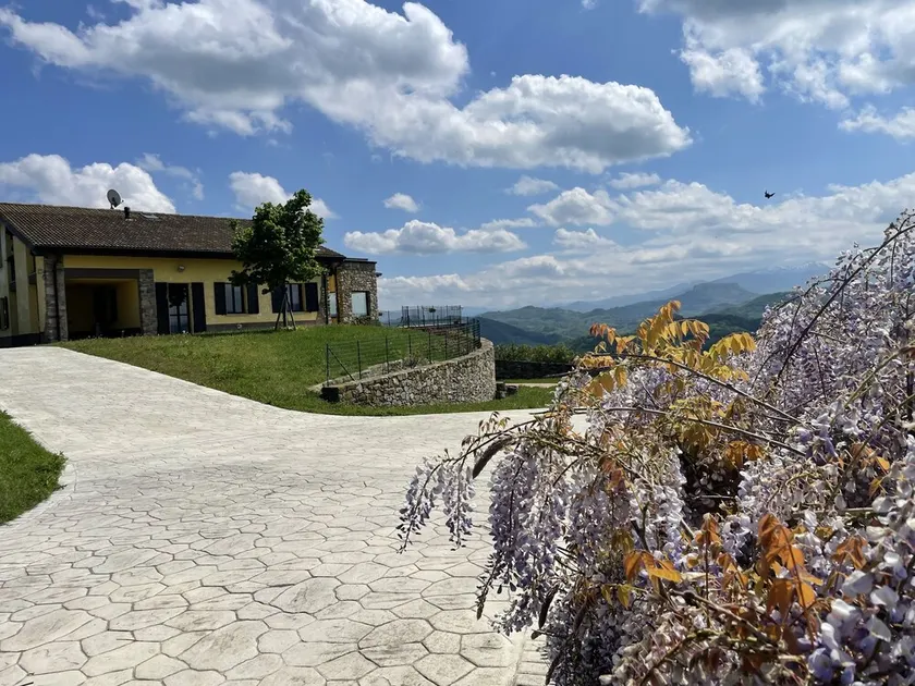 Villa Cavalieri in Vedriano - Image 1