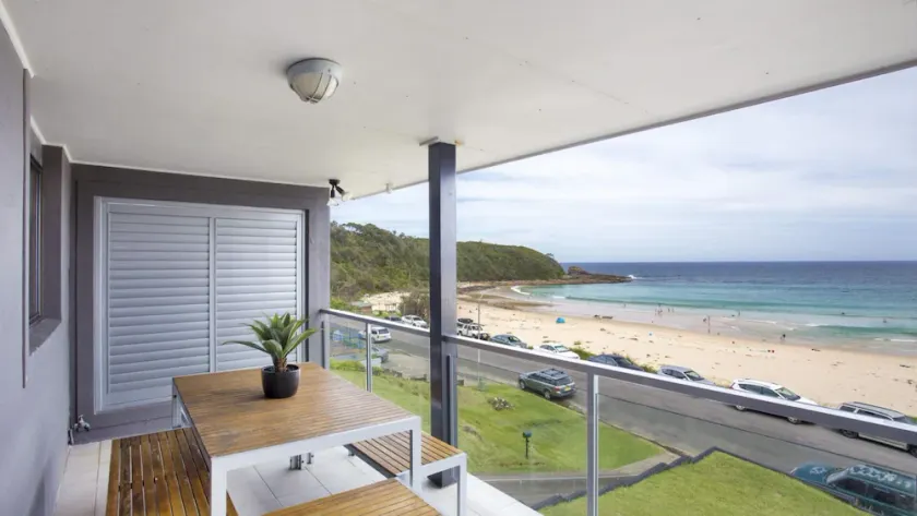 Beach Road - Beach front Mollymook - Image 1
