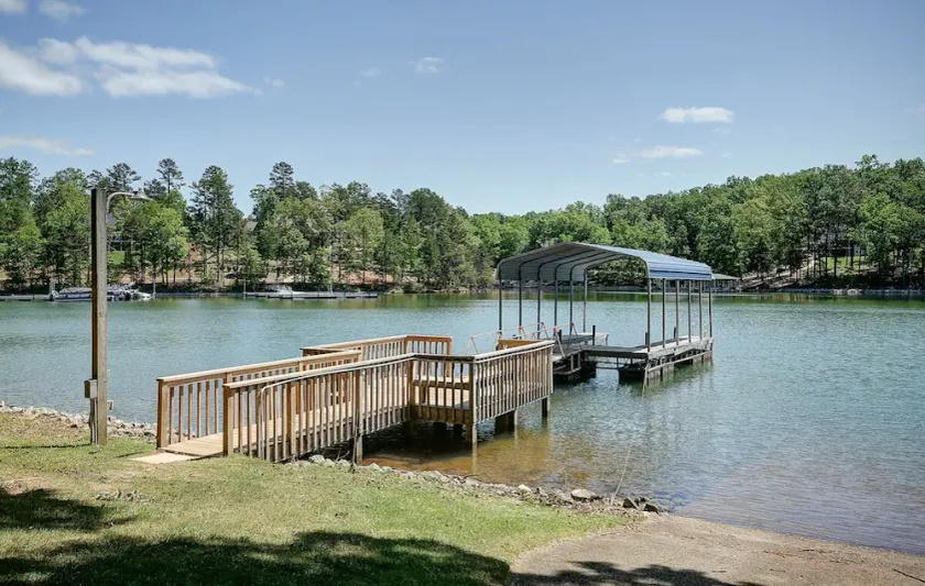 Lake Keowee Lakefront Home W / Private Boat Ramp-fantastiske priser - Image 1